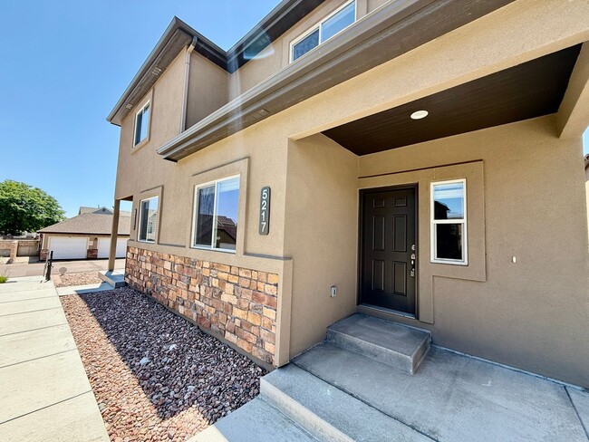 5217 Palomino Ranch Point