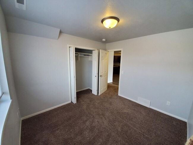 408 N Sioux Blvd Unit 7
