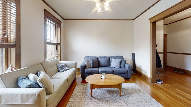 Photo - Awesome 2 Bedroom, 1 Bath In Wrigleyville With In-Unit Laundry Available August 1, 2026 Unit 1253-2