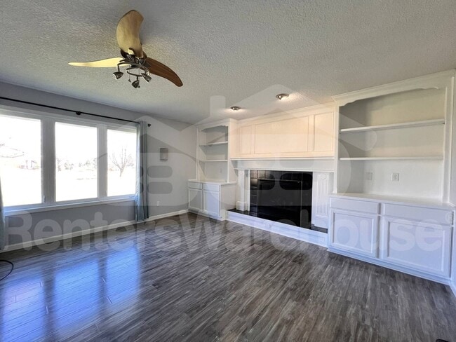 Photo - 1709 NE Sherman Ct
