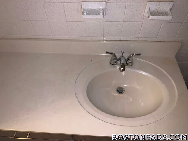 Photo - 27 Captain Parker Arms Unidad 21