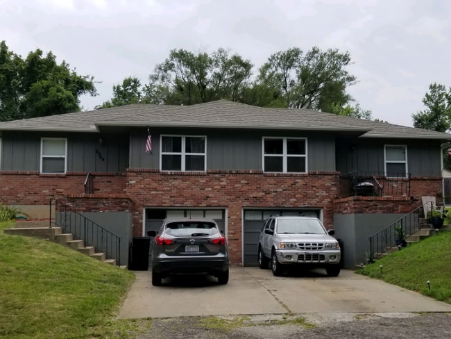 Building Photo - 2944 N 71 St Rental