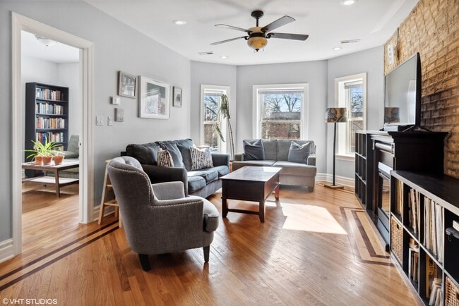 Photo - 6301 N Richmond St Unit 2