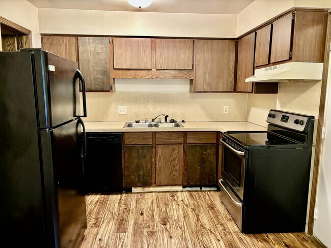Photo - 552 136th Ave