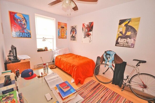 Photo - Three Bedroom and One bathroom apartment Unit 3F
