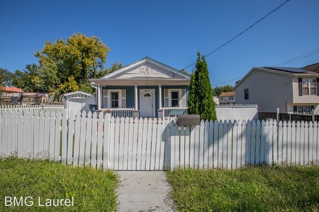 Photo - 4 br, 2 bath House - 805 Eastern Ave