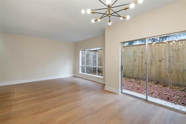 Photo - 1300 Augusta Dr Unit 12