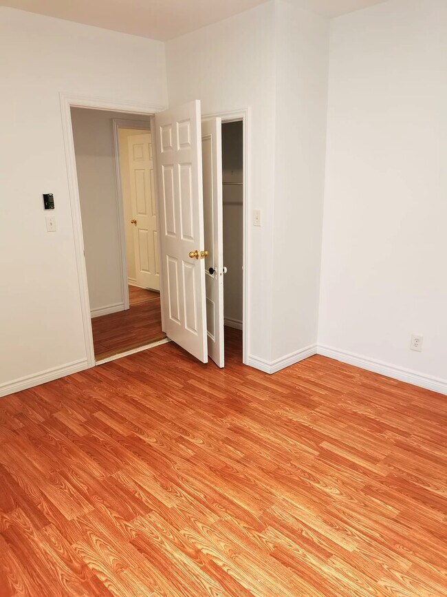 Photo - For Rent–2 Bedrooms -1 Bathroom Apartment ... Unit 2