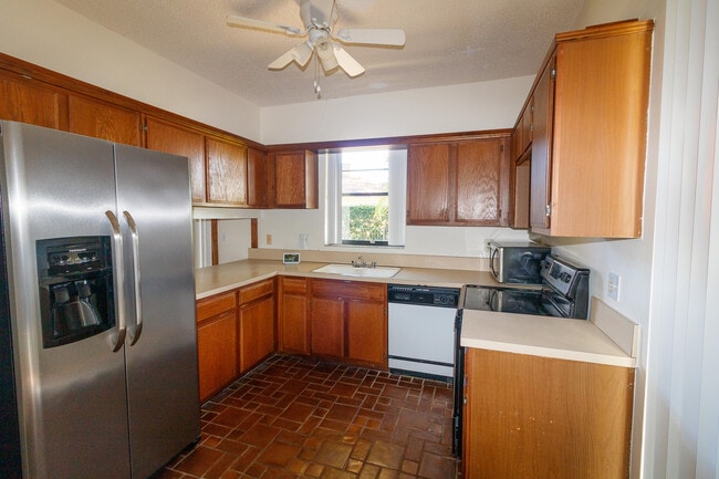 Photo - 8197 Royal Palm Ct
