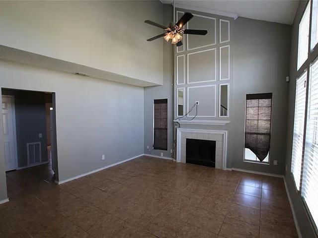 Photo - 1618 Beach Ln