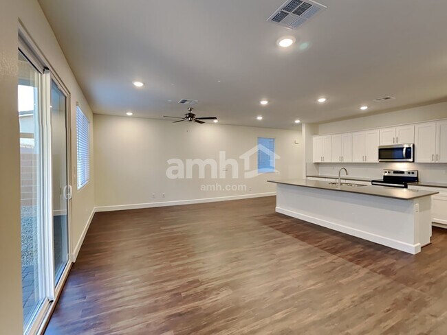 575 Lotus Land Ave