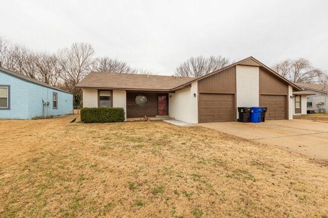 Photo - 4902 S Gum Ave Unidad 4902