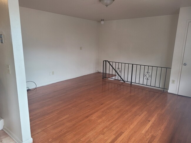 118 East 24th St Apartments