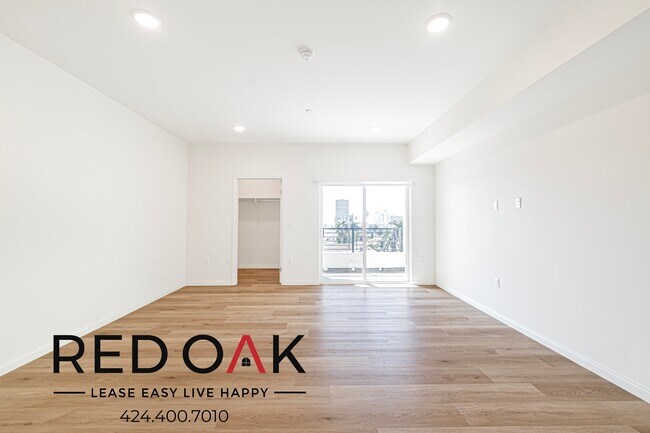 Photo - 218 1/4 S Occidental Blvd-504 Unidad 504