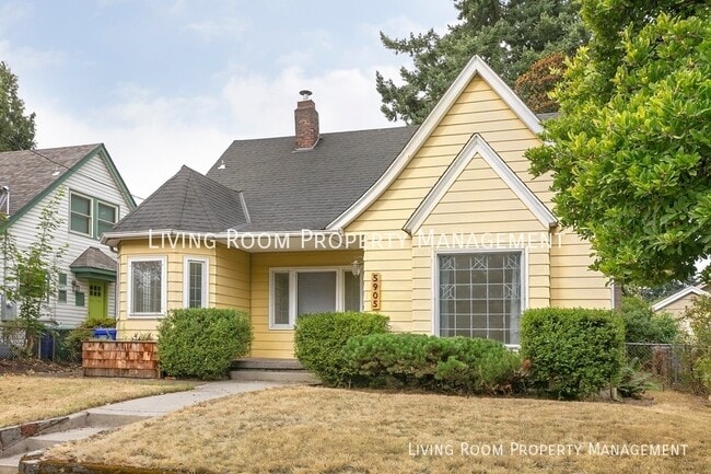 Building Photo - 5905 NE 33rd Ave