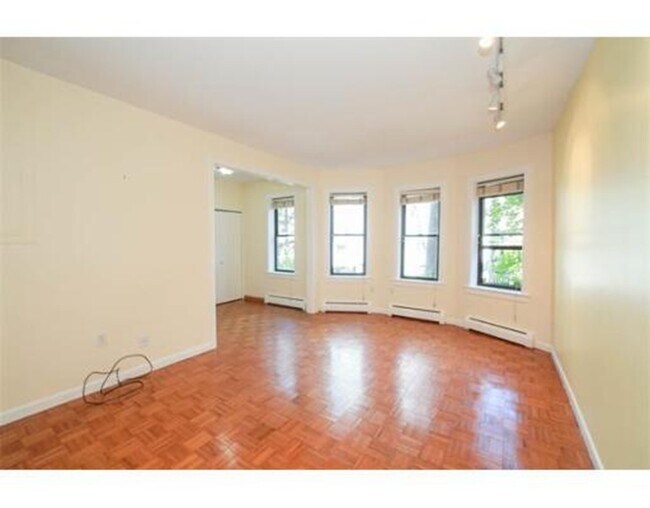 Photo - 12 Prince St Unit R2