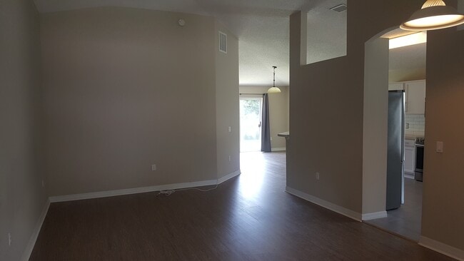 Photo - 3 bedroom 2 bath home