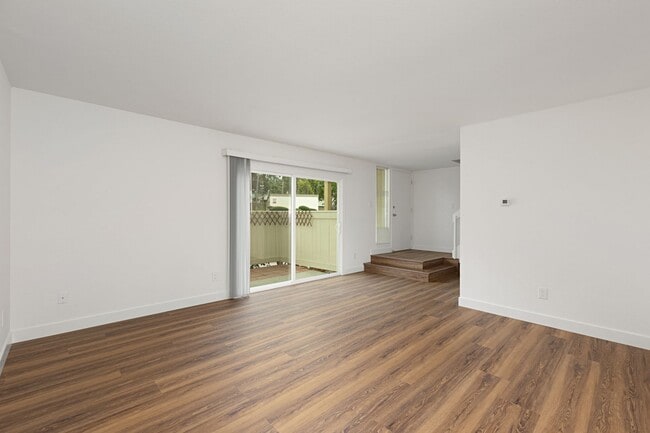 Photo - Updated Townhome in El Camino Club Estates!