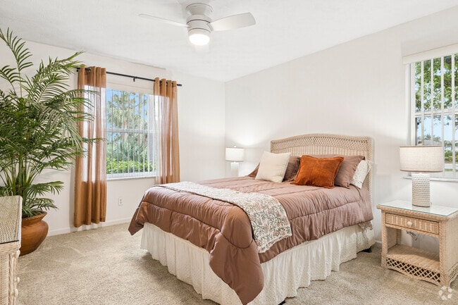 2BR, 2BA - 1,300SF - Second Bedroom