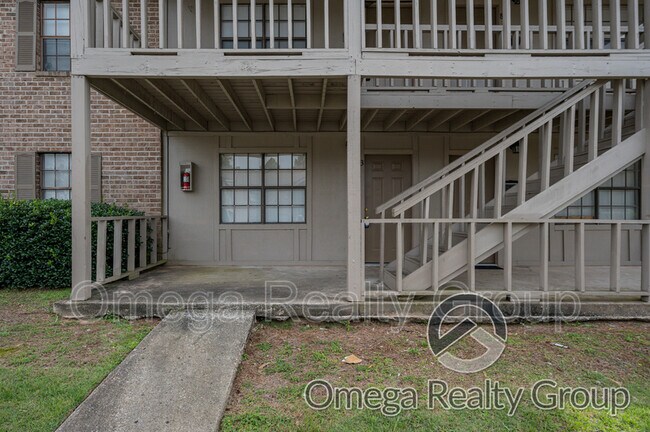 Lakeridge Apartments
