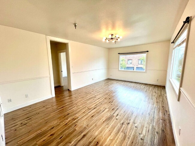 Photo - 2 Bedroom Apartment in the Heart of Tacoma Unidad 2
