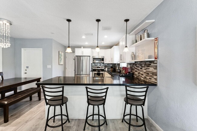 Photo - 1631 N Andrews Square