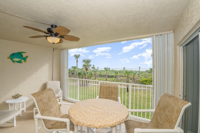 Photo - 609 Shorewood Dr Unit 203