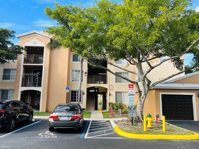 Photo - 1 br, 1 bath Condo - 2061 Renaissance Blvd...