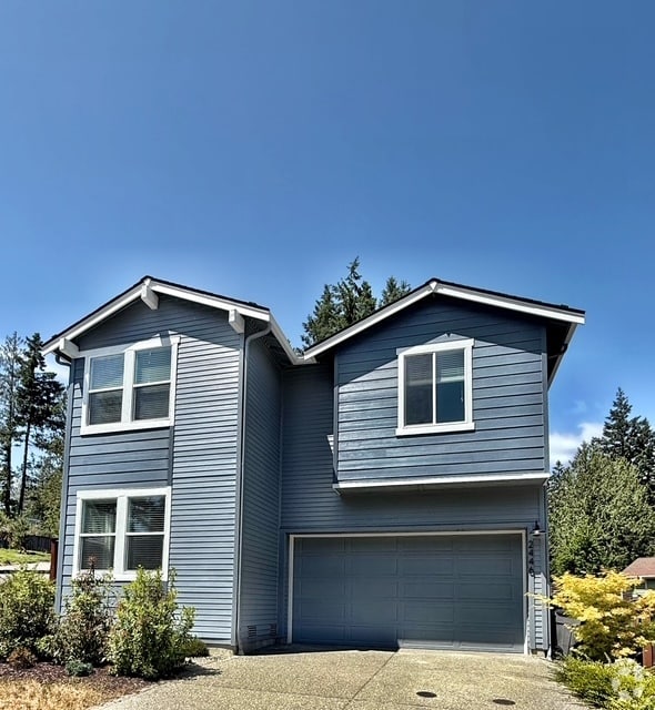 Building Photo - 2446 NE Athlon Ct Rental