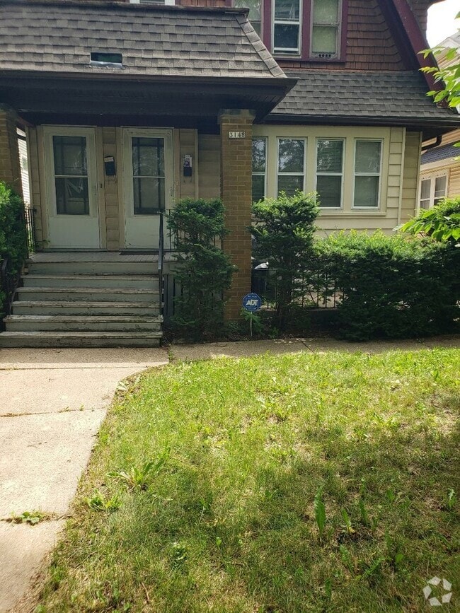 Building Photo - 3148N39thR Unit 3148 Rental
