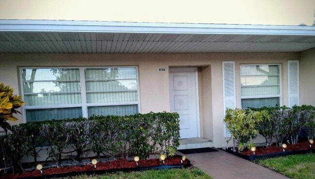 Building Photo - 8732 Bella Vista Dr Unit 42 Rental
