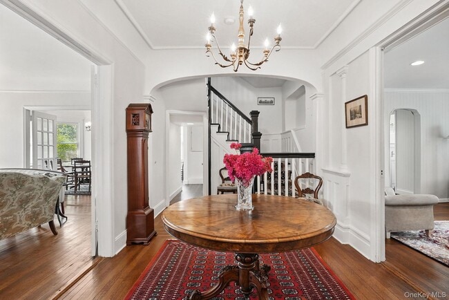 Photo - 134 Old Mamaroneck Rd
