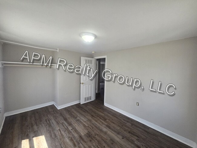 2801 Howell Ct