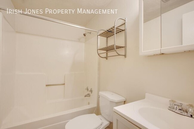 Photo - 9234 Niemel Dr Unit Apt. 12