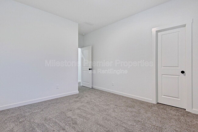 Photo - 718 W Texas St