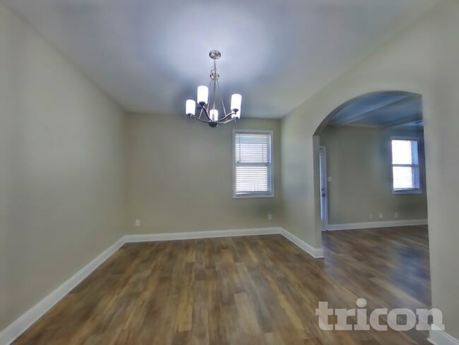 Photo - 1324 Black Oak Cir