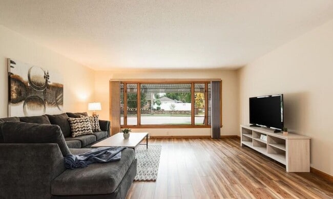 Photo - Spacious 4 bedroom 2 bathroom stand alone pet friendly home, with attached garage