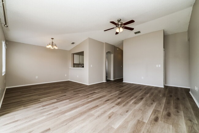 Photo - 1209 Flexford St