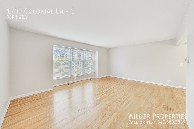 Photo - 1700 Colonial Ln