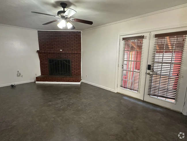 Building Photo - 3511 Blue Springs Rd Rental