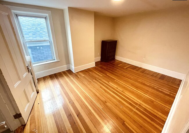 Photo - 30 Princeton St Unit 3