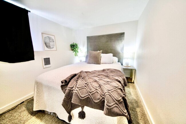 132 SE 7th Ave Unit SI ID1624354P