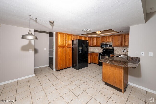 Building Photo - 5769 Beechwood Trail Rental