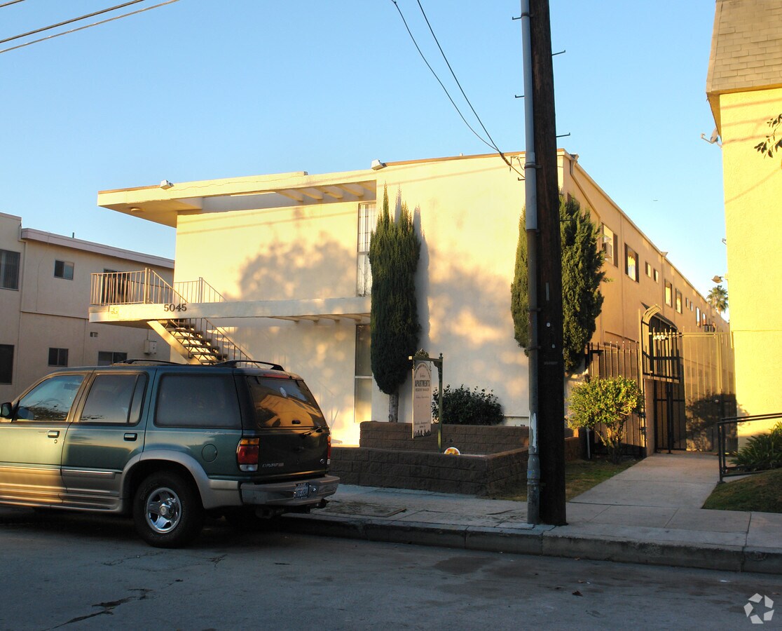 Photo - 5045 Klump Ave Apartments