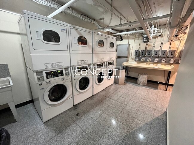 Photo - 133 Peterborough St Unidad 15