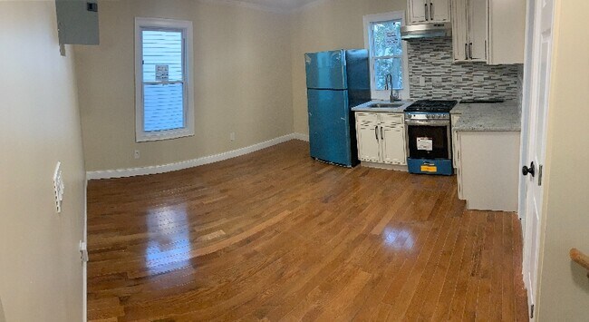 Photo - 132-41 Bennett Ct Apartment Unit 2