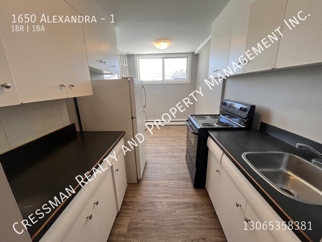 Photo - 1 Bed 1 bath APARTMENT located in Regina, SK - Rosemont area Unit 1