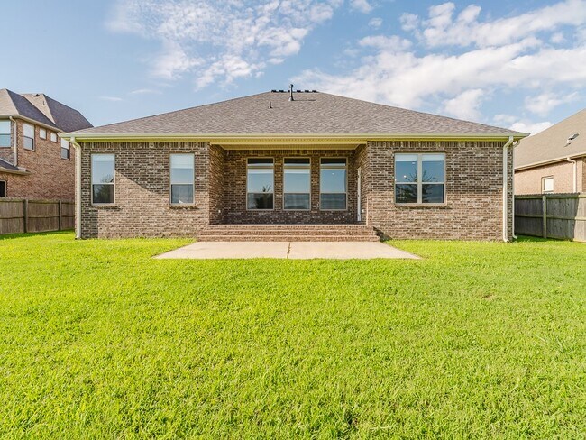 Photo - 1500 SW Wisteria Ave