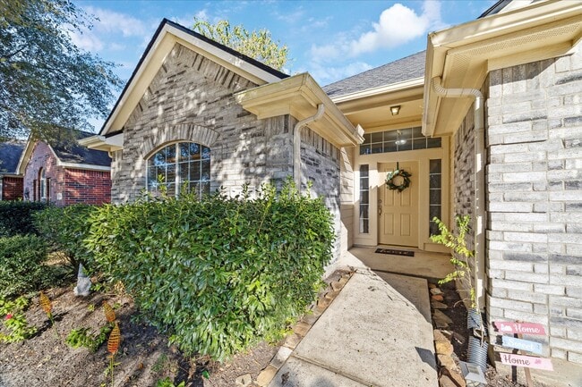 Photo - 4523 Bridgevillage Dr