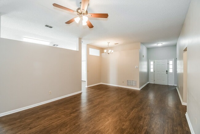 Photo - 1659 Spring Oaks Ln